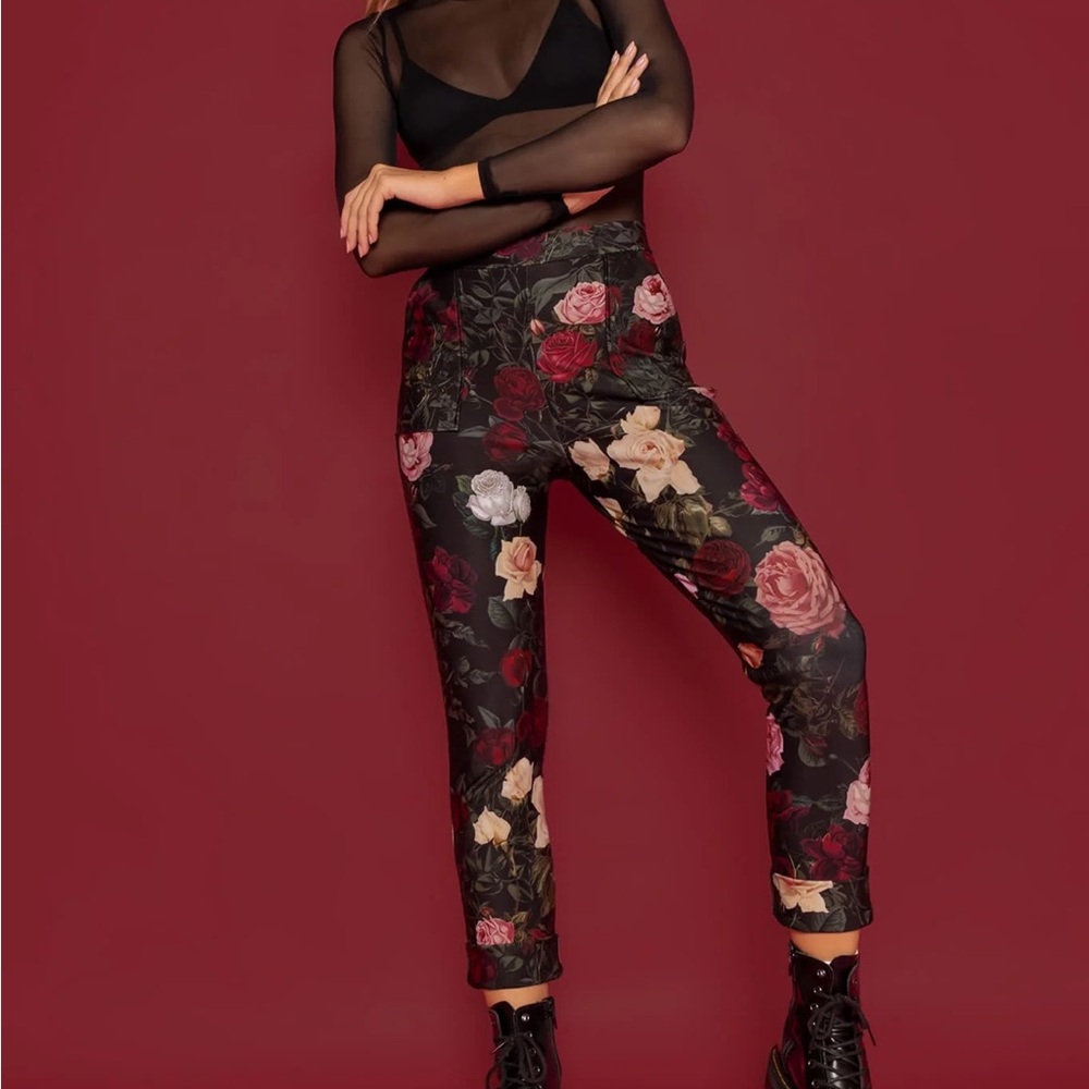 Black Milk cuffed pant, size small - Picture 7 of 7